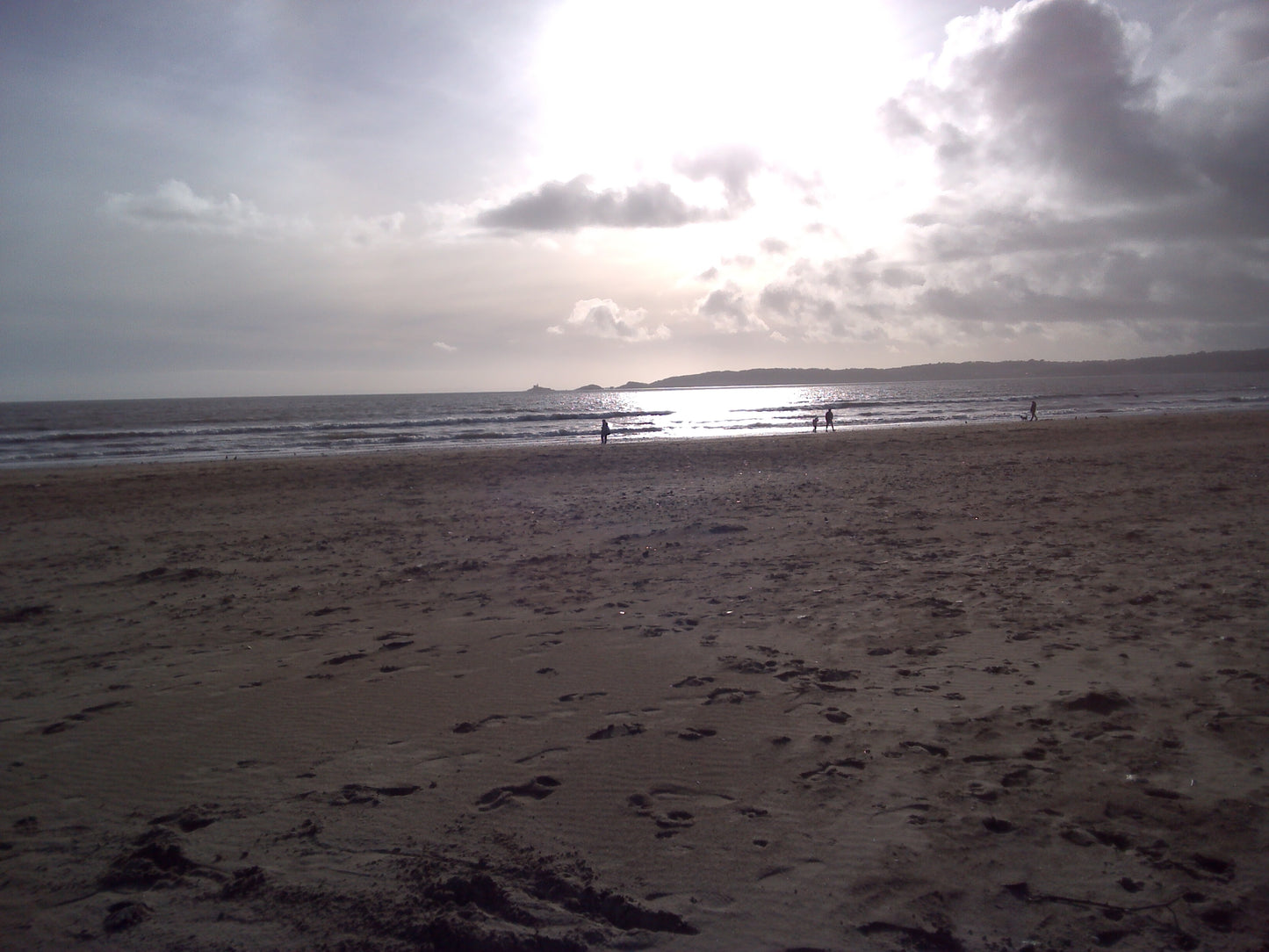 Digital Views of Beaches and Mountains