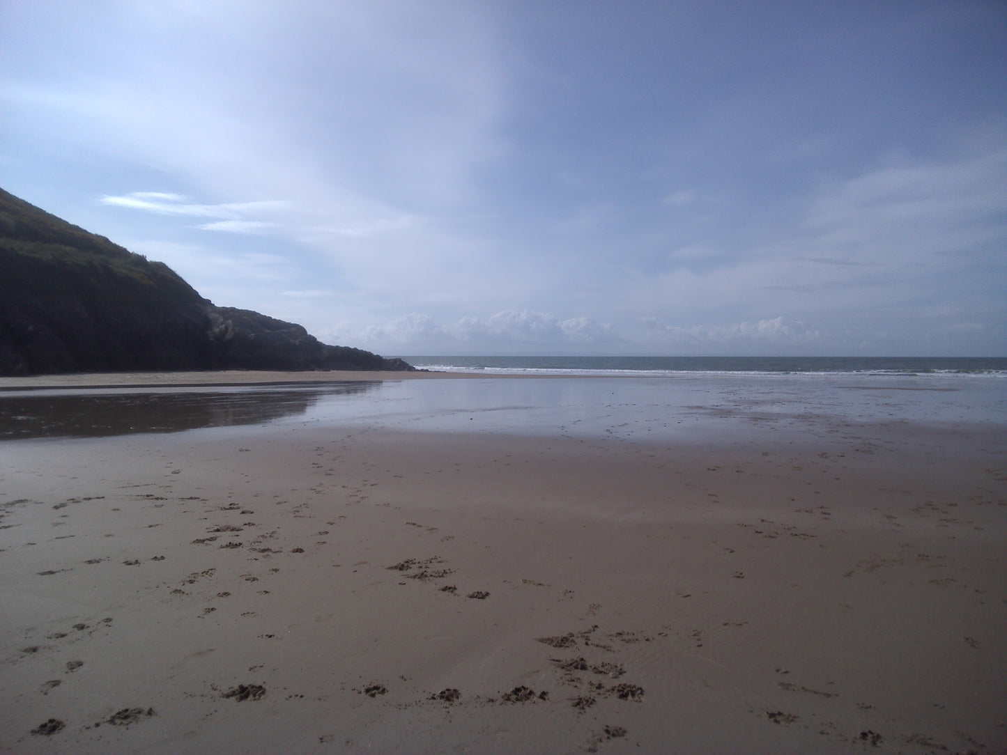 Digital Views of Beaches and Mountains